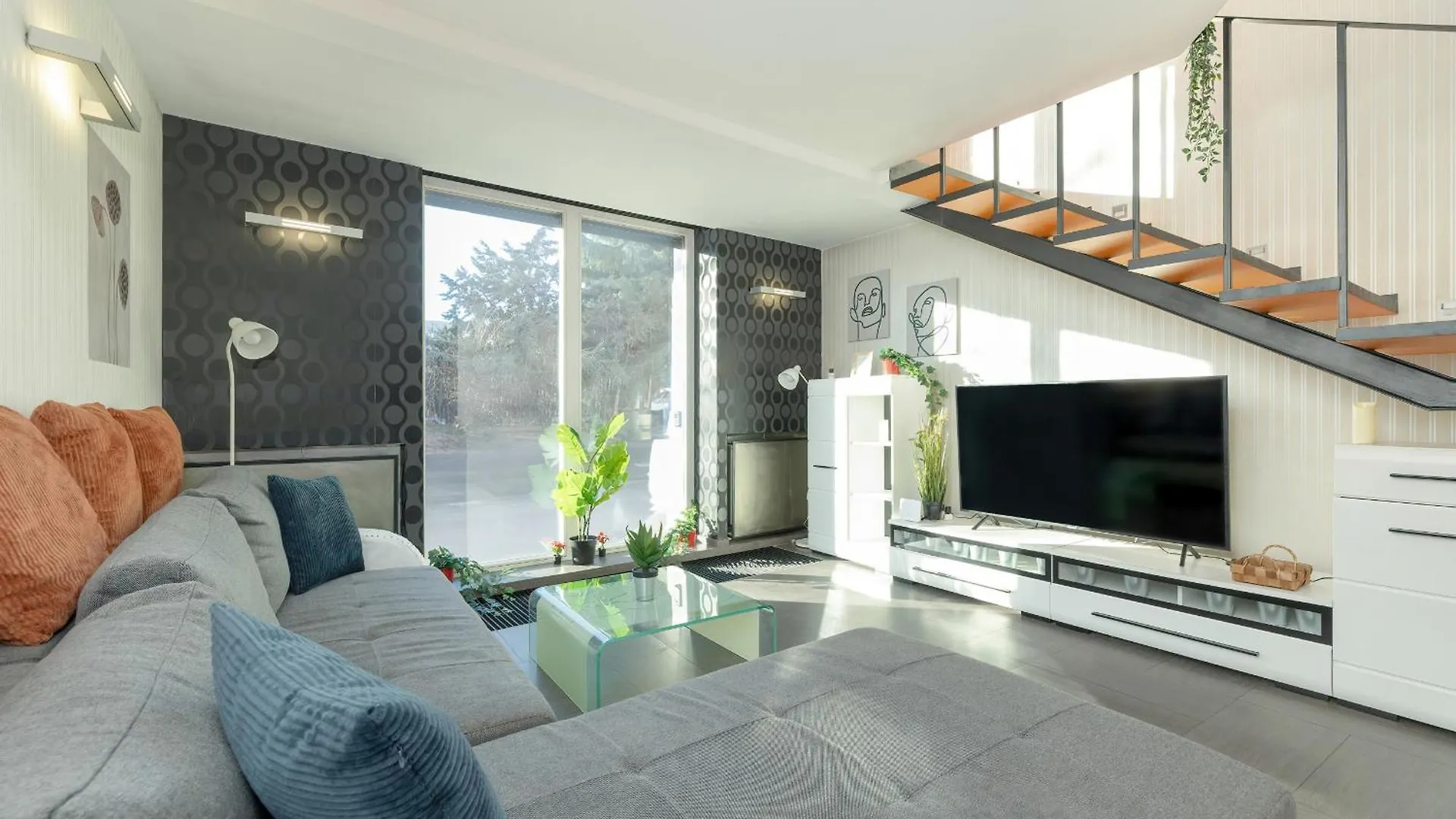 Apartament Przyszlosci, 2 Sypialnie W Krakowie By Noclegi Renters 0*, Krakow